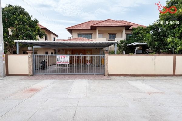 2-story detached house for sale, 104 sq m, Chuensuk Village 2, Phetkasem 63 - Kanchanaphisek 3, near MRT Lak Song.