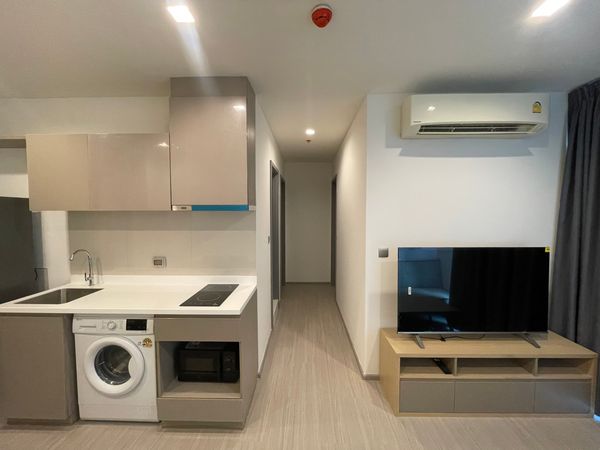 For rent, Life Sukhumvit 62, price 28,000 baht, near BTS BangChak.