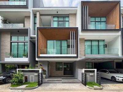 ทาวน์โฮม เนอวานา ดีฟายน์ ศรีนครินทร์ - พระราม 9 / 3 ห้องนอน (ให้เช่า), Townhome Nirvana Define Srinakarin - Rama 9 / 3 Bedrooms (FOR RENT) BZD222