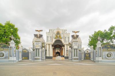 For Sale Luxury house in Phutthamonthon Sai 3 , wide frontage , Salathammasop Sop , Thawi Watthana , Bangkok , CX-162046