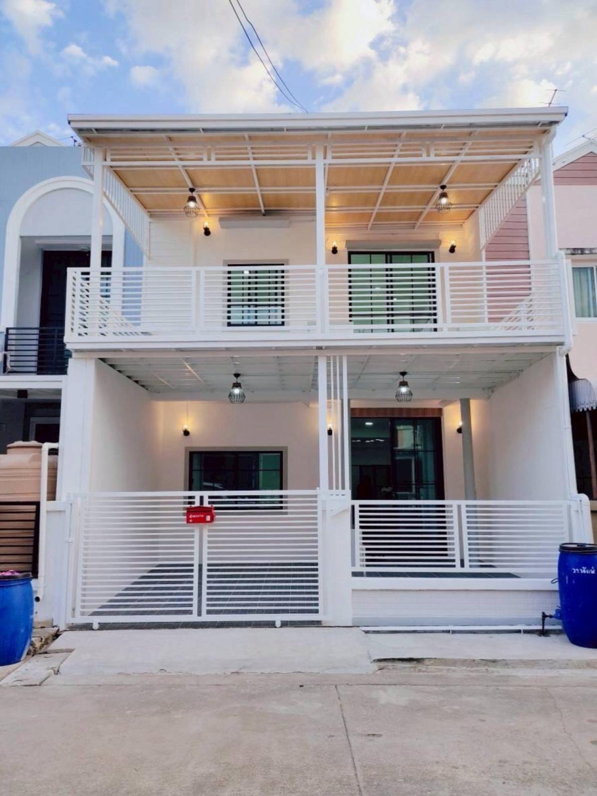 ขายทาวน์เฮ้าส์/ทาวน์โฮม บ้านวรารักษ์ รังสิต-คลองสาม รีโนเวทใหม่ คลองสาม คลองหลวง ปทุมธานี CX-159625 ขายทาวน์เฮ้าส์/ทาวน์โฮม บ้านวรารักษ์ รังสิต-คลองสาม รีโนเวทใหม่ คลองสาม คลองหลวง ปทุมธานี CX-159625