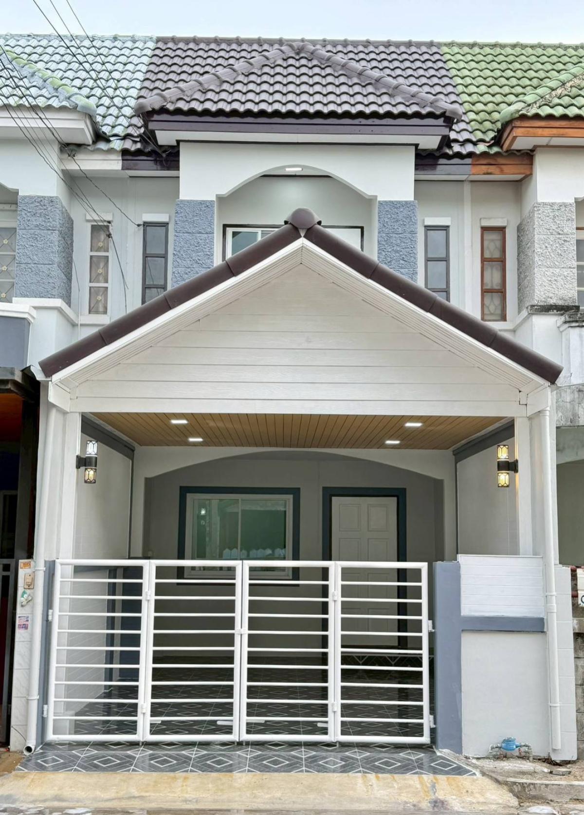 ขายทาวน์เฮ้าส์/ทาวน์โฮม  บ้านกานต์มณี รีโนเวทใหม่ บางบัวทอง บางบัวทอง นนทบุรี CX-159634