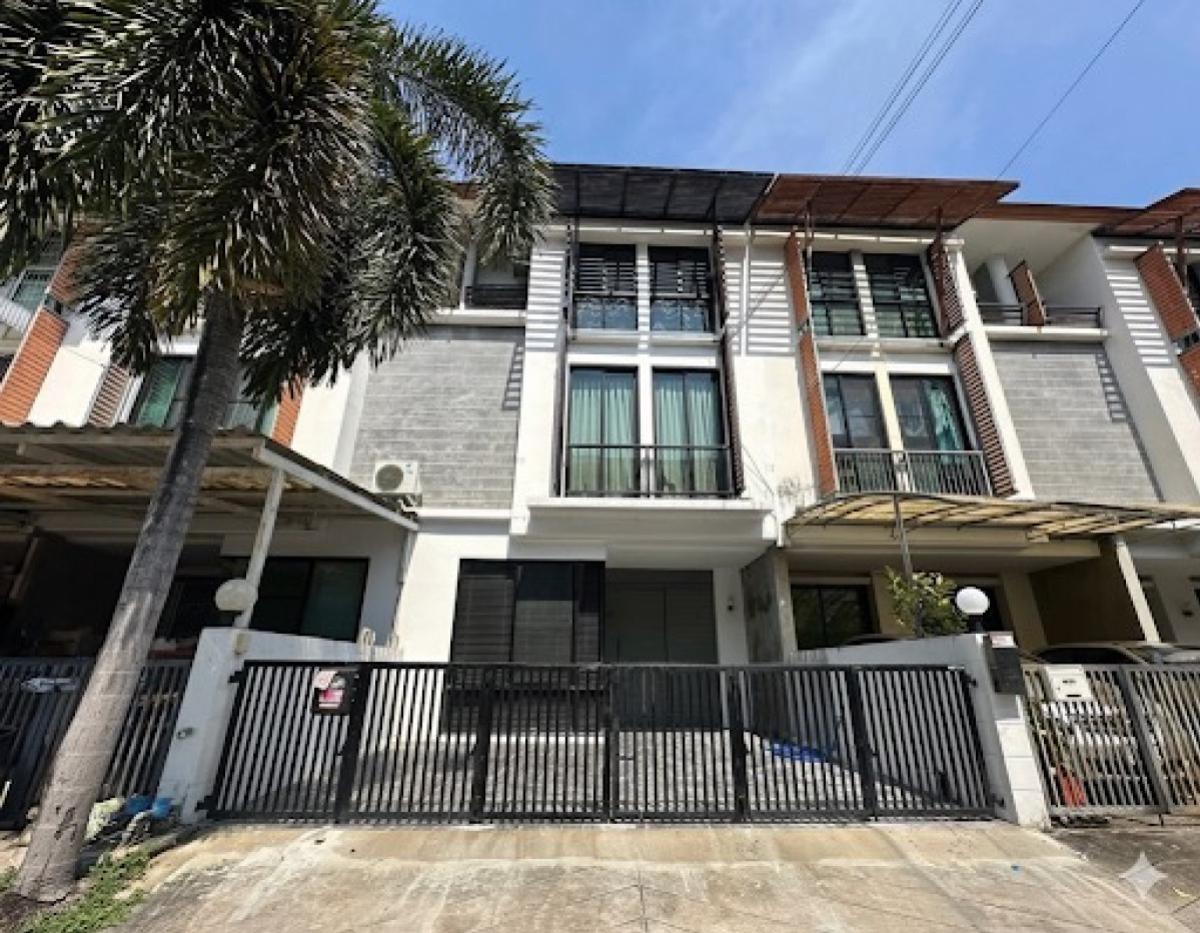 For Sale Townhouse/Townhome , Areeya Mova Kaset - Nawamintr , wide frontage , BTS-Royal Forest Department , Chorakhe Bua , Lat Phrao , Bangkok , CX-140362 For Sale Townhouse/Townhome , Areeya Mova Kaset - Nawamintr , wide frontage , BTS-Royal Forest Department , Chorakhe Bua , Lat Phrao , Bangkok , CX-140362