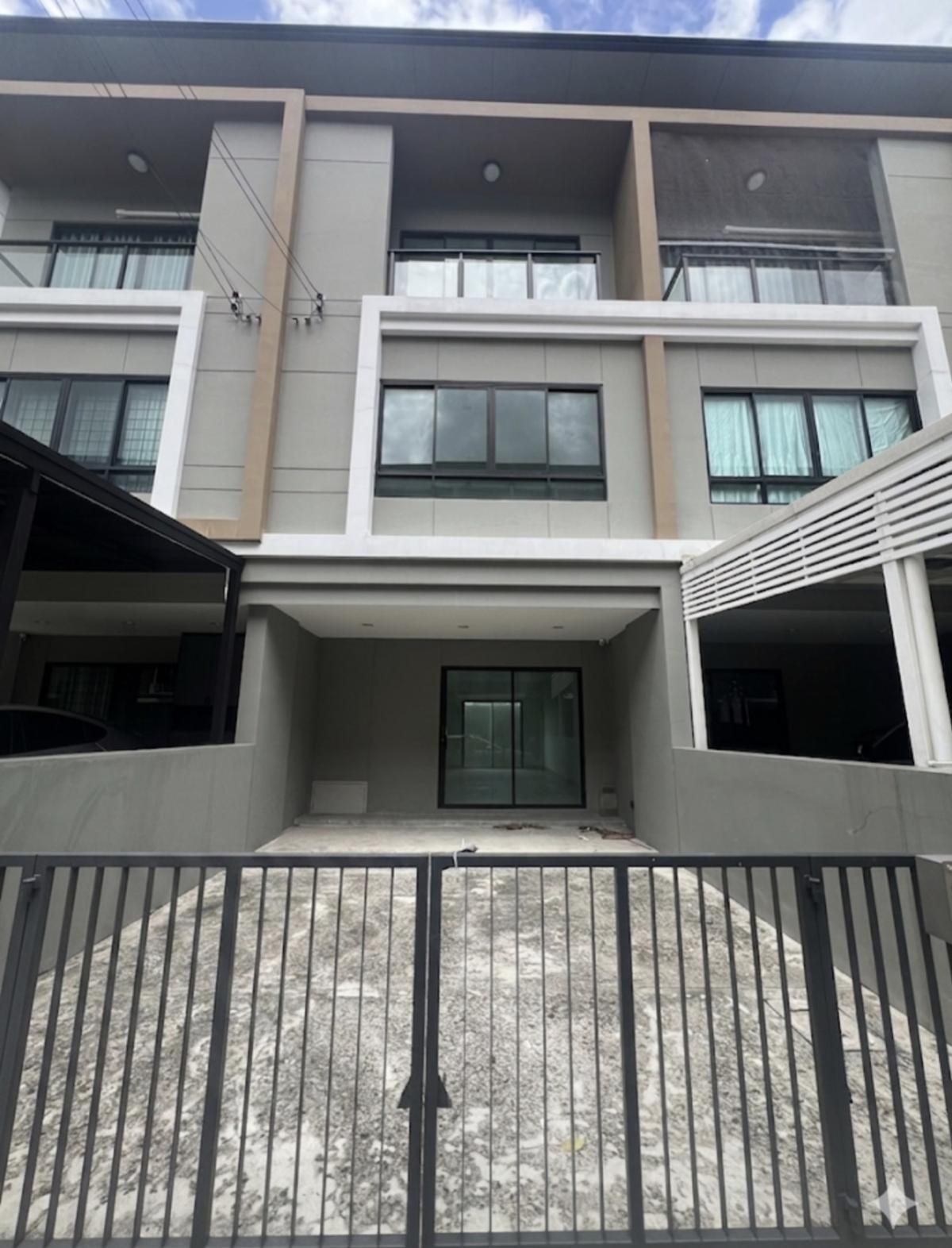 For Sale Townhouse/Townhome , Premium Place Phaholyothin - Ramintra , wide frontage , Tha Raeng , Bang Khen , Bangkok , CX-159370 For Sale Townhouse/Townhome , Premium Place Phaholyothin - Ramintra , wide frontage , Tha Raeng , Bang Khen , Bangkok , CX-159370