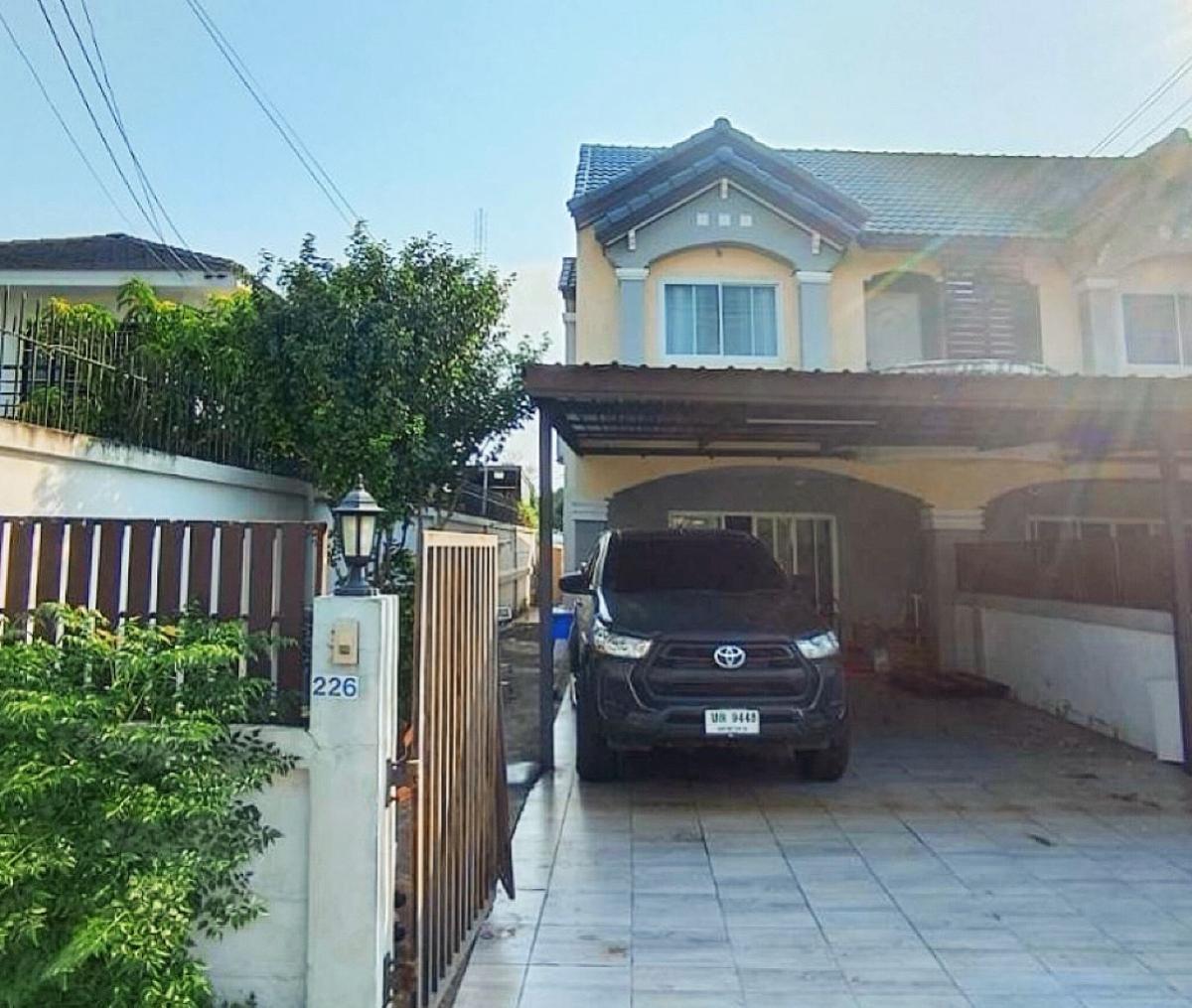 For Sale Townhouse/Townhome , THE PARK @ FASHION , corner unit , Khanna Yao , Bung Kum , Bangkok , CX-155161 For Sale Townhouse/Townhome , THE PARK @ FASHION , corner unit , Khanna Yao , Bung Kum , Bangkok , CX-155161