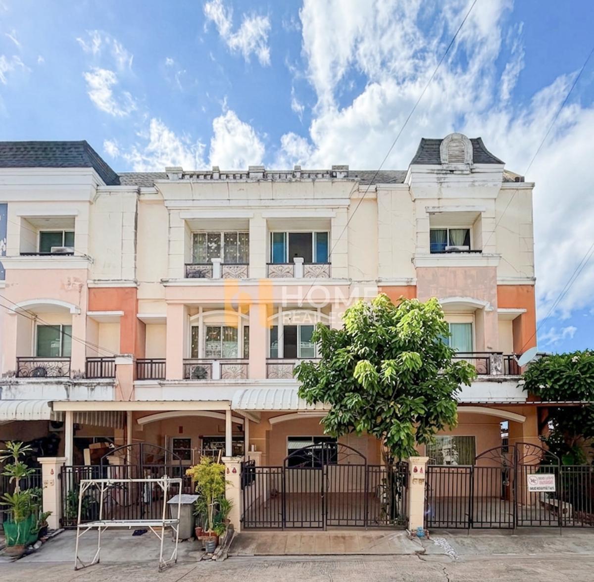 Townhome Prinyaluck Light Wongwan - Sathorn / 4 Bedrooms (FOR SALE) BALL395 Townhome Prinyaluck Light Wongwan - Sathorn / 4 Bedrooms (FOR SALE) BALL395