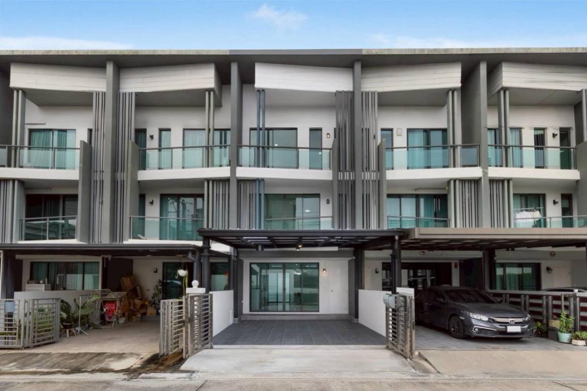 For Sale Townhouse/Townhome , Cherkoon Sathorn - Ratchapruek , wide frontage , newly renovated , Taling Chan , Taling Chan , Bangkok , CX-153411 For Sale Townhouse/Townhome , Cherkoon Sathorn - Ratchapruek , wide frontage , newly renovated , Taling Chan , Taling Chan , Bangkok , CX-153411