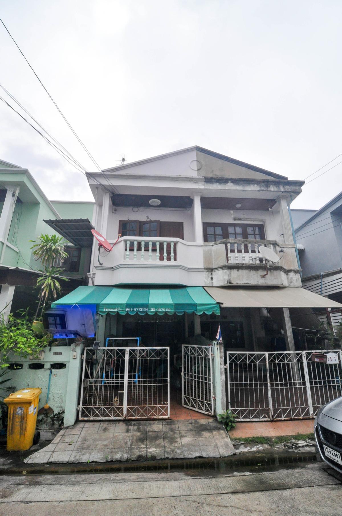 For Sale Townhouse/Townhome , Baan 101 Garden Ville , MRT-Ministry , Khlong Chan , Bang Kapi , Bangkok , CX-160511 For Sale Townhouse/Townhome , Baan 101 Garden Ville , MRT-Ministry , Khlong Chan , Bang Kapi , Bangkok , CX-160511