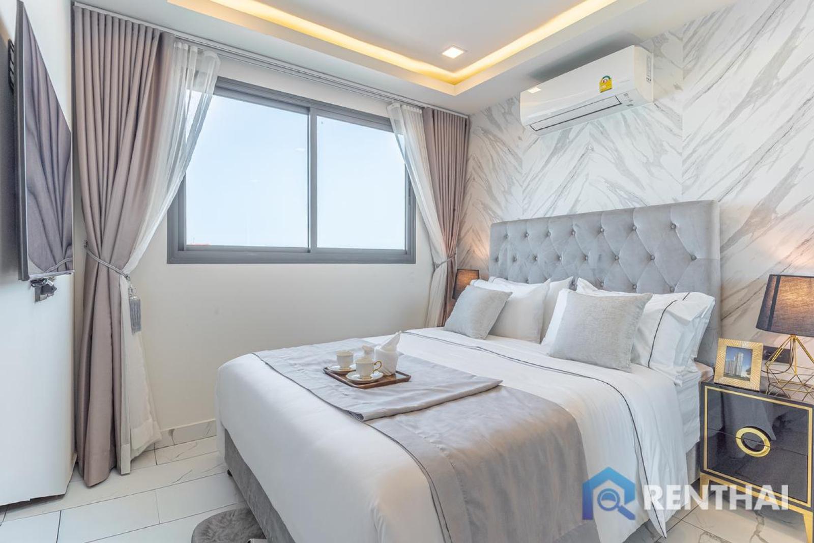 For sale condo 2 bedrooms at Arcadia Millennium Tower – รูปที่ 2