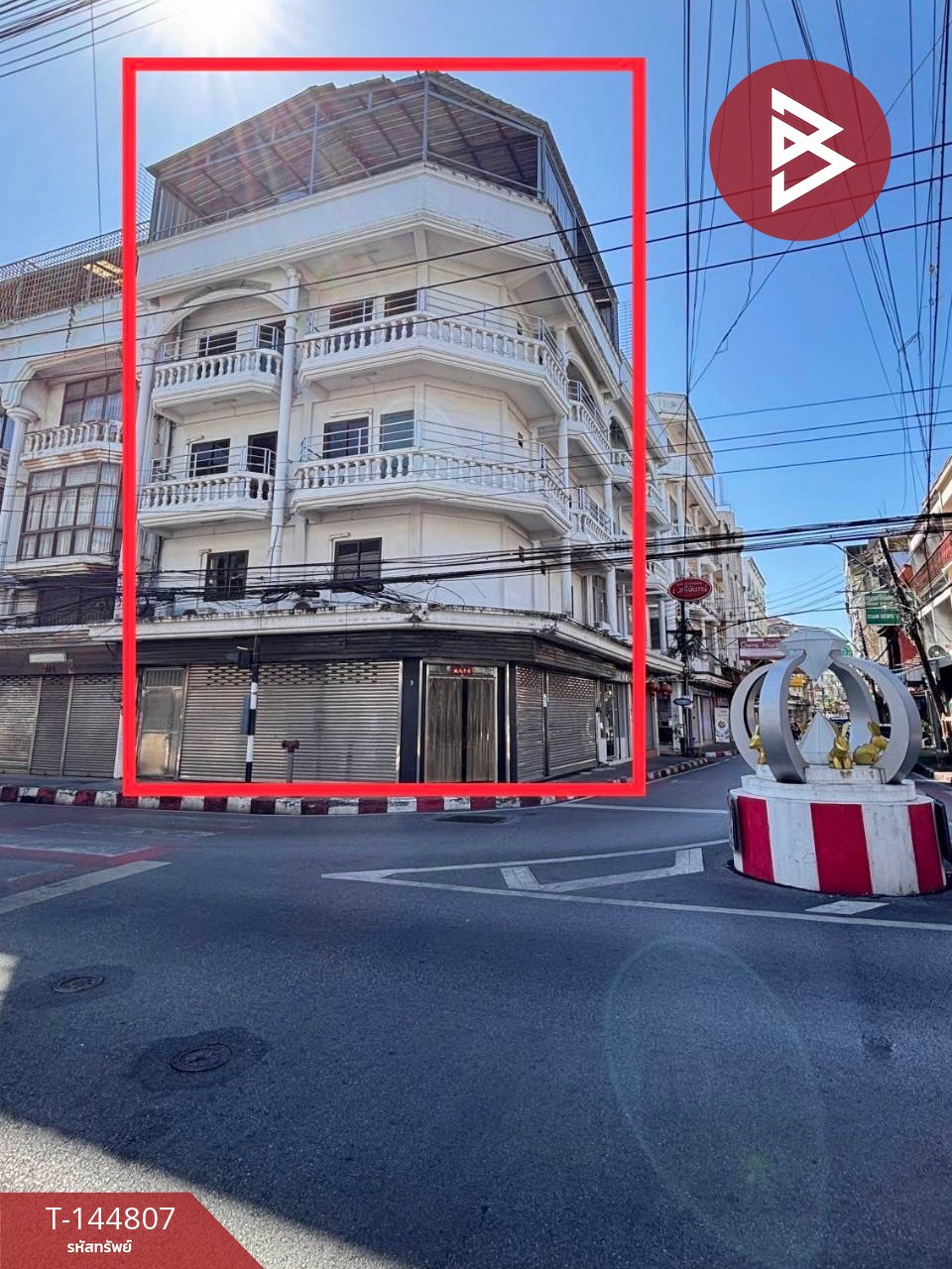 Corner commercial building for sale, 4 floors, area 19.9 square meters, Chanthaburi.