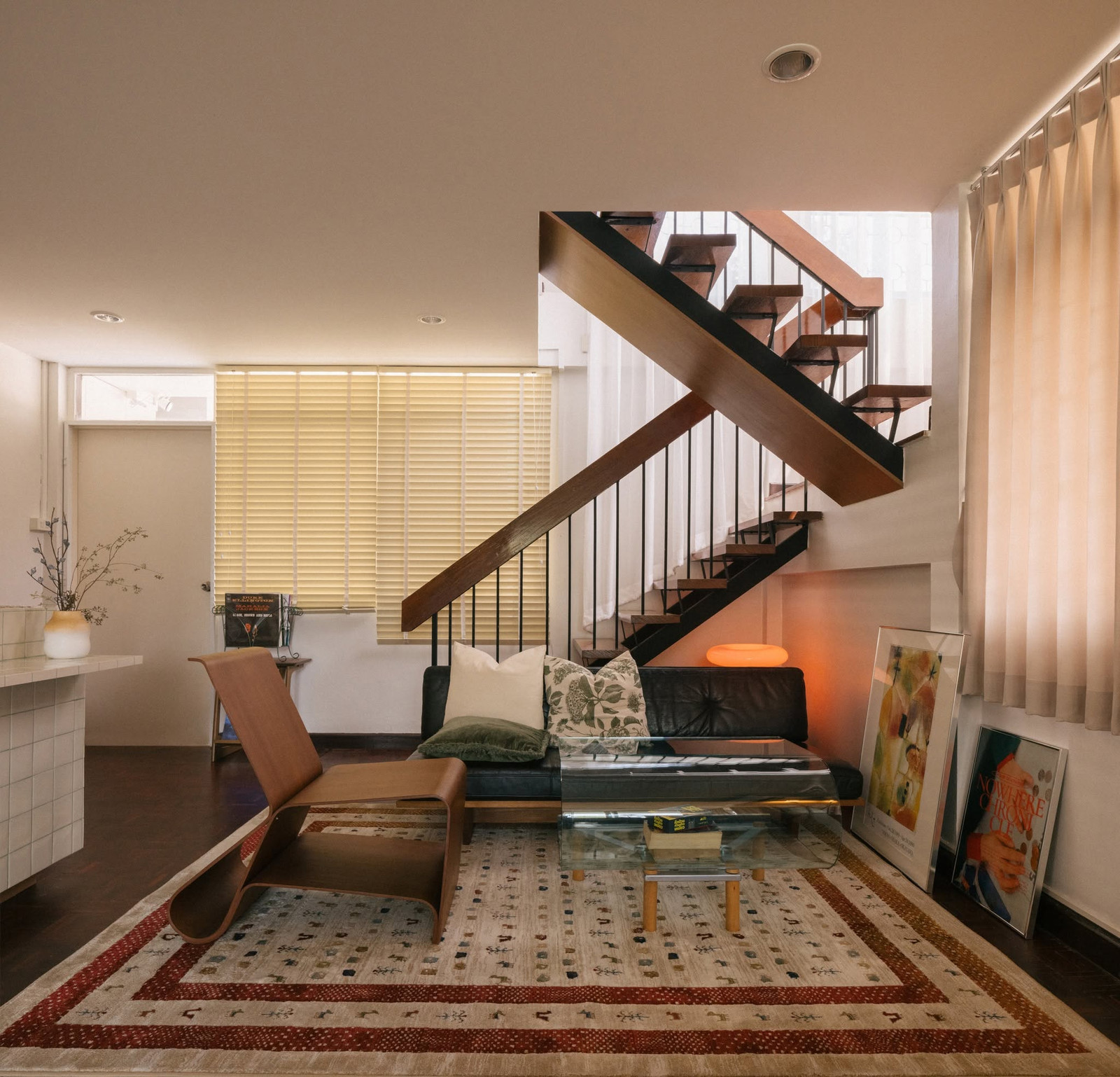 เซ๊งบ้านเดี่ยว 2 ชั้น Mid-Century ในเอกมัย เหมาะทำไวน์บาร์และสตูดิโอ – รูปที่ 4