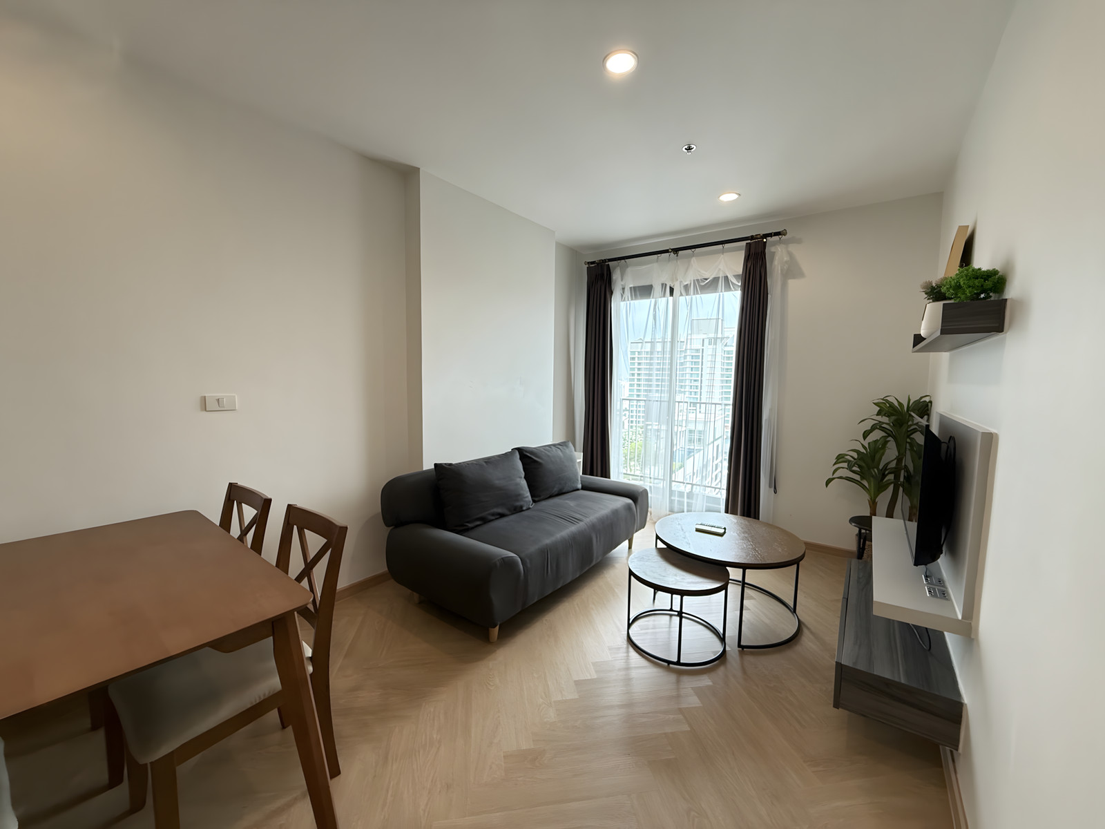 ห้องเพิ่งว่าง ชั้นสูง วิวไม่บล็อค ห้องมุม พร้อมเข้าอยู่  – รูปที่ 4