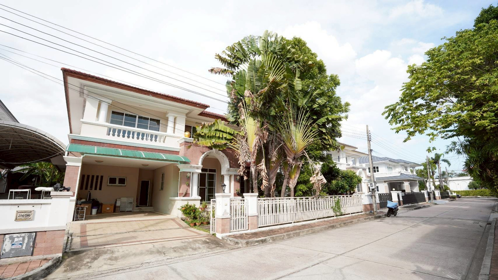 เช่านันทวัน ศรีนครินทร์ | บ้านเดี่ยวหลังมุม 102 ตร.ว. ฟังก์ชันครบ 4 นอน ใกล้โรงเรียนนานาชาติ เช่านันทวัน ศรีนครินทร์ | บ้านเดี่ยวหลังมุม 102 ตร.ว. ฟังก์ชันครบ 4 นอน ใกล้โรงเรียนนานาชาติ