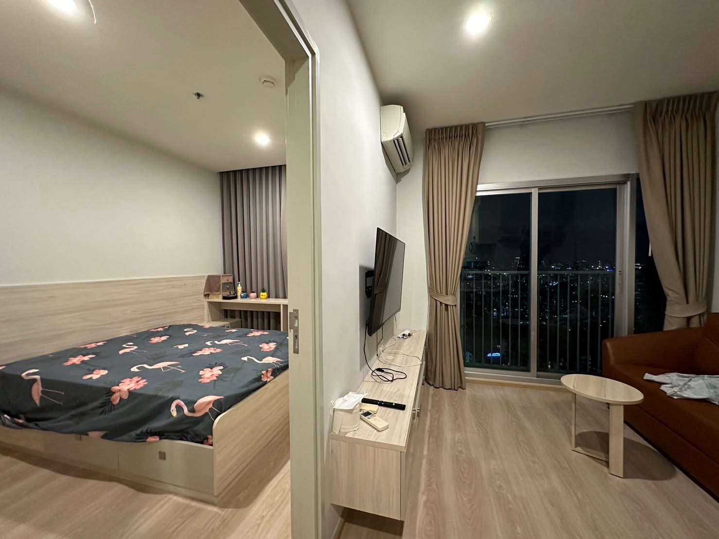 Noble revolve ratchada 1 / Rent 1bed 15,000 / 0632717888 linephone whatapp wechat Noble revolve ratchada 1 / Rent 1bed 15,000 / 0632717888 linephone whatapp wechat