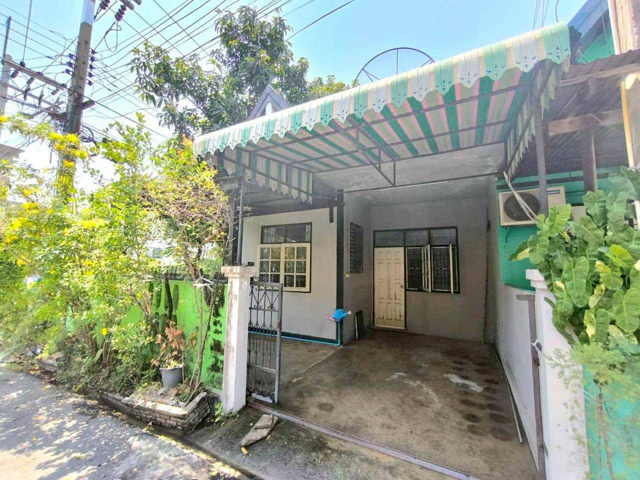 97901 - ขาย ทาวน์เฮ้าส์ชั้นเดียวห้องมุม 29 ตร.ว. ม.ปภัสสรวิลล่า พุทธมณฑลสาย 5 ทำเลดี ใกล้ม.มหิดล ศาลายา มีผู้เช่าพร้อมรายได้