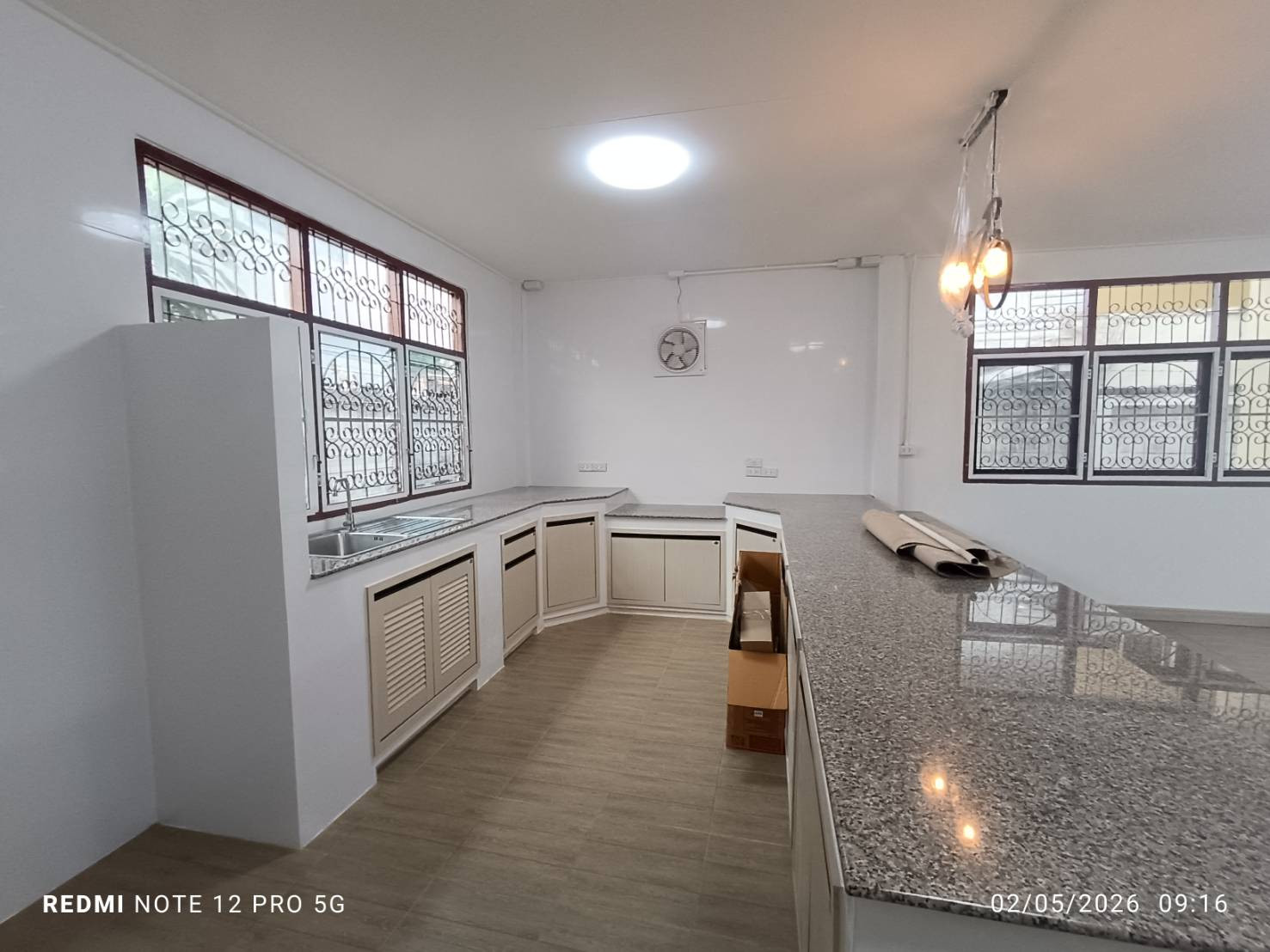 Single house area Sukkhumvit 36, Close to Ideo sukhumvit 36, 360sqm 2story-house, 5b2b plus , Home office is an option – รูปที่ 2