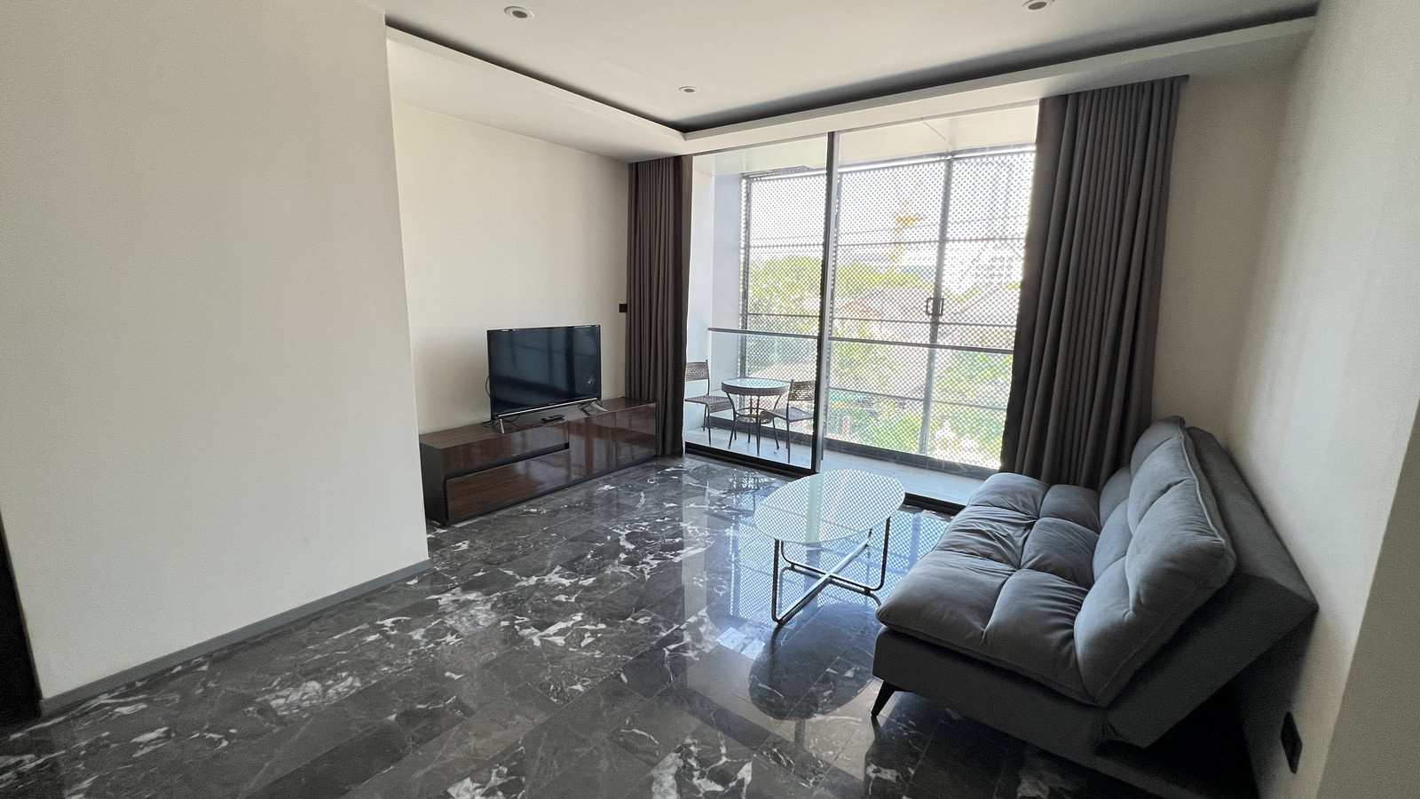 Rare Spacious 1BR 168 Sukhumvit 36 อ่างอาบน้ำ ใกล้ BTS ทองหล่อ - ดีลเด็ด - U1984521 Rare Spacious 1BR 168 Sukhumvit 36 อ่างอาบน้ำ ใกล้ BTS ทองหล่อ - ดีลเด็ด - U1984521
