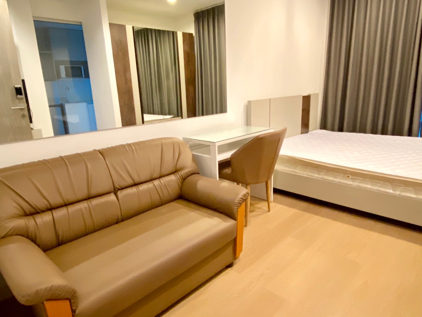 เช่า Studio 1 ห้องน้ำ ไอดีโอ โมบิ สุขุมวิท (สุขุมวิท 81) | Ideo Mobi Sukhumvit 81 เช่า Studio 1 ห้องน้ำ ไอดีโอ โมบิ สุขุมวิท (สุขุมวิท 81) | Ideo Mobi Sukhumvit 81