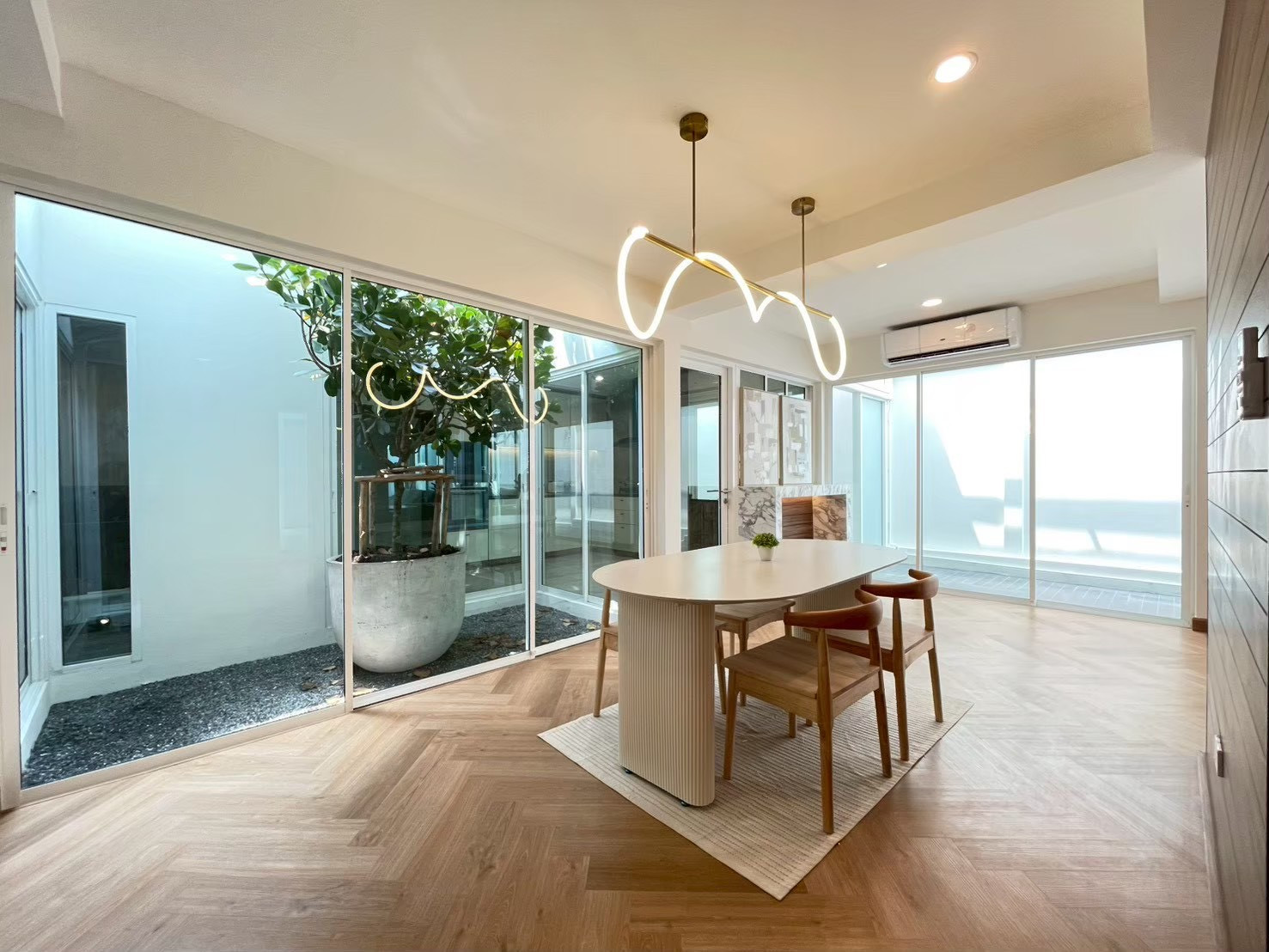 ✨🏡 Modern Minimal House for Rent at Ratchada – Pracharat Bamphen 20 📍Prime Ratchada location close to SISB International School and Rama 9 CBD🏡✨ ✨🏡 Modern Minimal House for Rent at Ratchada – Pracharat Bamphen 20 📍Prime Ratchada location close to SISB International School and Rama 9 CBD🏡✨