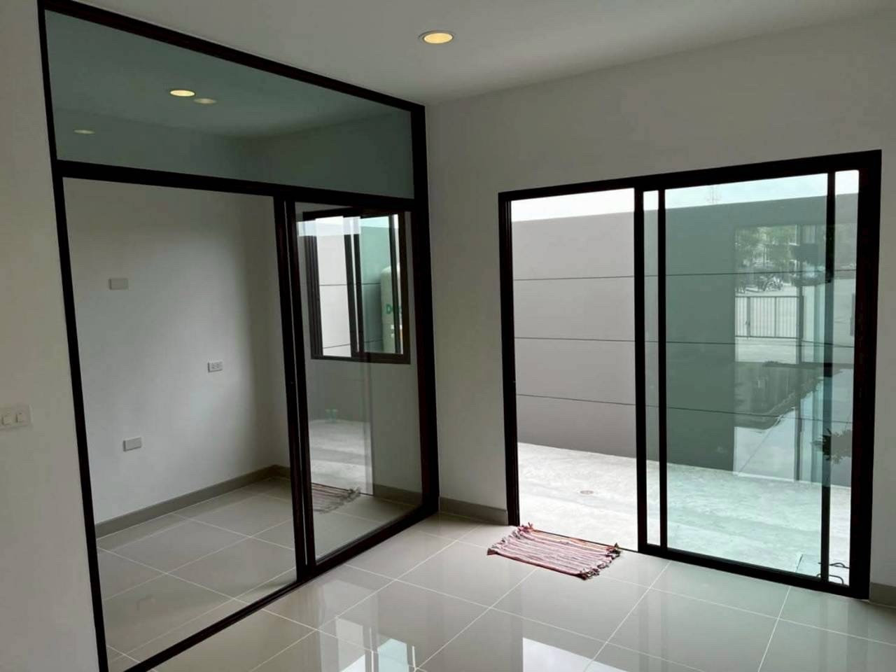 ให้เช่า Townhome พรีเมี่ยมเพลสพหลโยธิน-รามอินทรา ✨️🛩️🌈連棟別墅出租，Premium Place Phaholyothin-Ramintra – รูปที่ 3