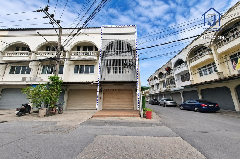 ขายอาคารพาณิชย์ 3 ชั้น หมู่บ้านธนาลักษณ์ รามอินทรา 8 แยก 2 หลังมุม ใกล้รถไฟฟ้าสายสีชมพู ขายอาคารพาณิชย์ 3 ชั้น หมู่บ้านธนาลักษณ์ รามอินทรา 8 แยก 2 หลังมุม ใกล้รถไฟฟ้าสายสีชมพู