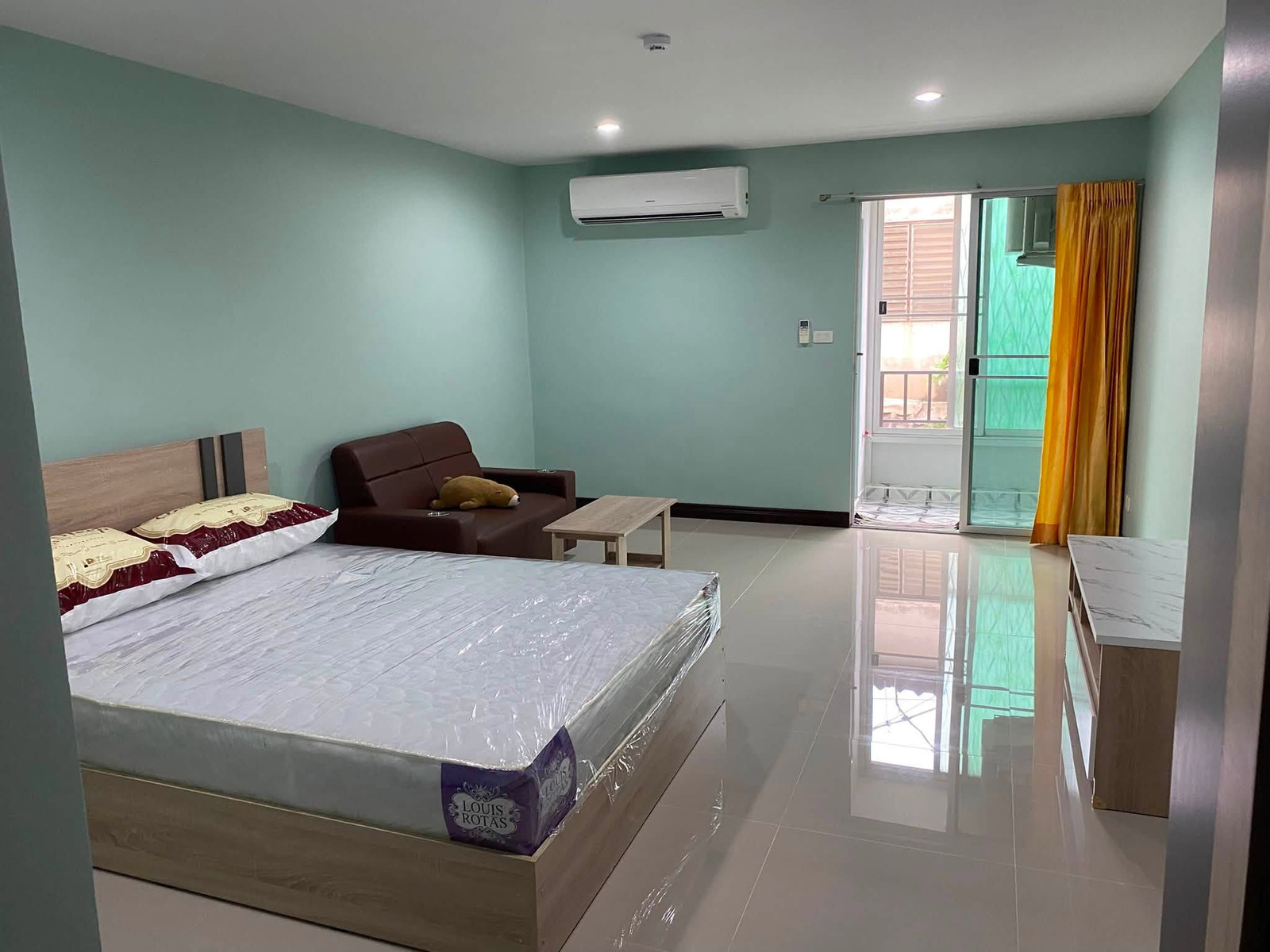 🔥 Condominium for Sale at Regent Home 3A Phahonyothin 57 Condominium Near BTS Phahonyothin 59