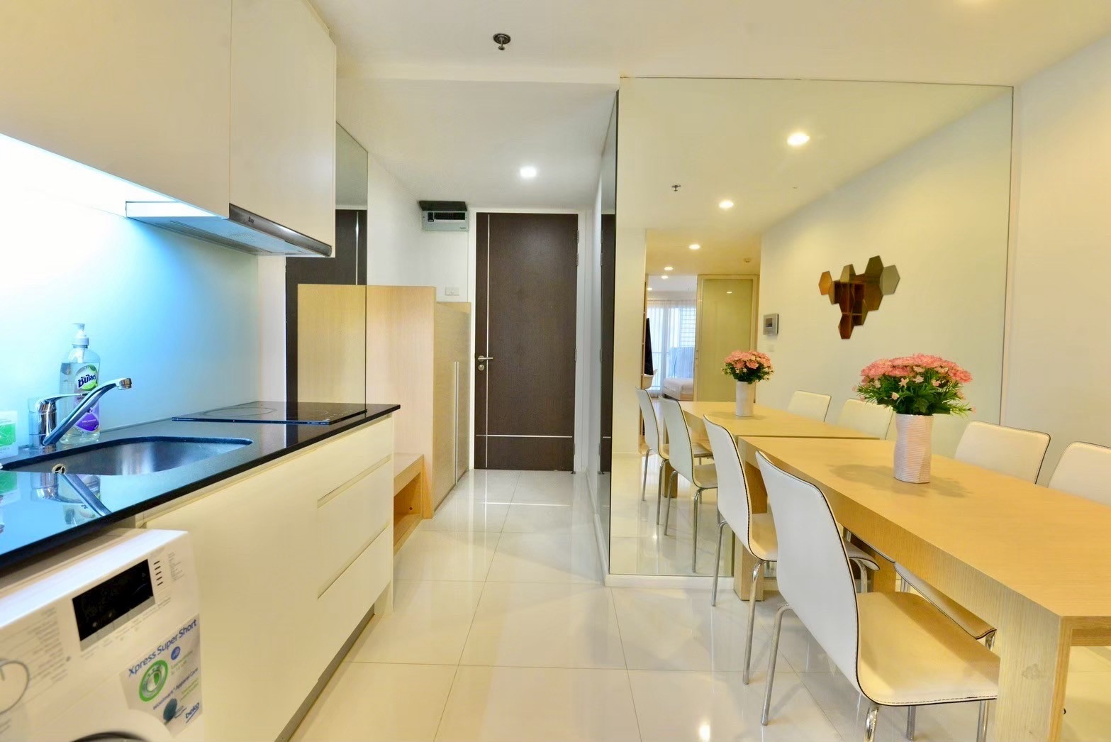 15 sukhumvit residence /big 1bedroom 52sqm for rent /accept short term (1-3-6 month)  