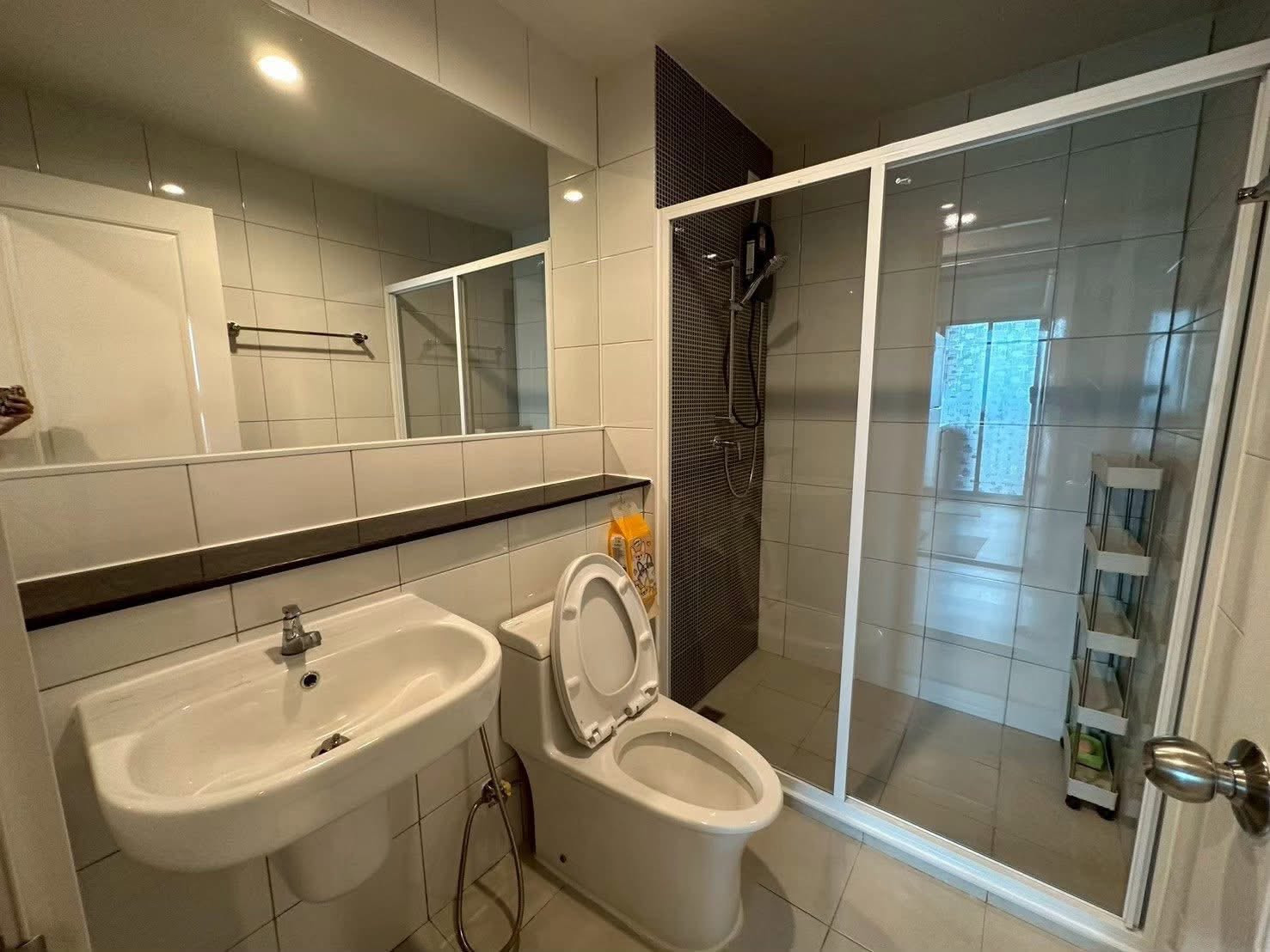 🌆 Terra Residence ใกล้มหาวิทยาลัยธรรมศาสตร์ (รังสิต) ห้องใหญ่ 31 ตร.ม. ชั้น 21 วิวสวย | TV 55 นิ้ว | เพียง 12,500 บาท/เดือน พร้อมเข้าอยู่! – รูปที่ 2