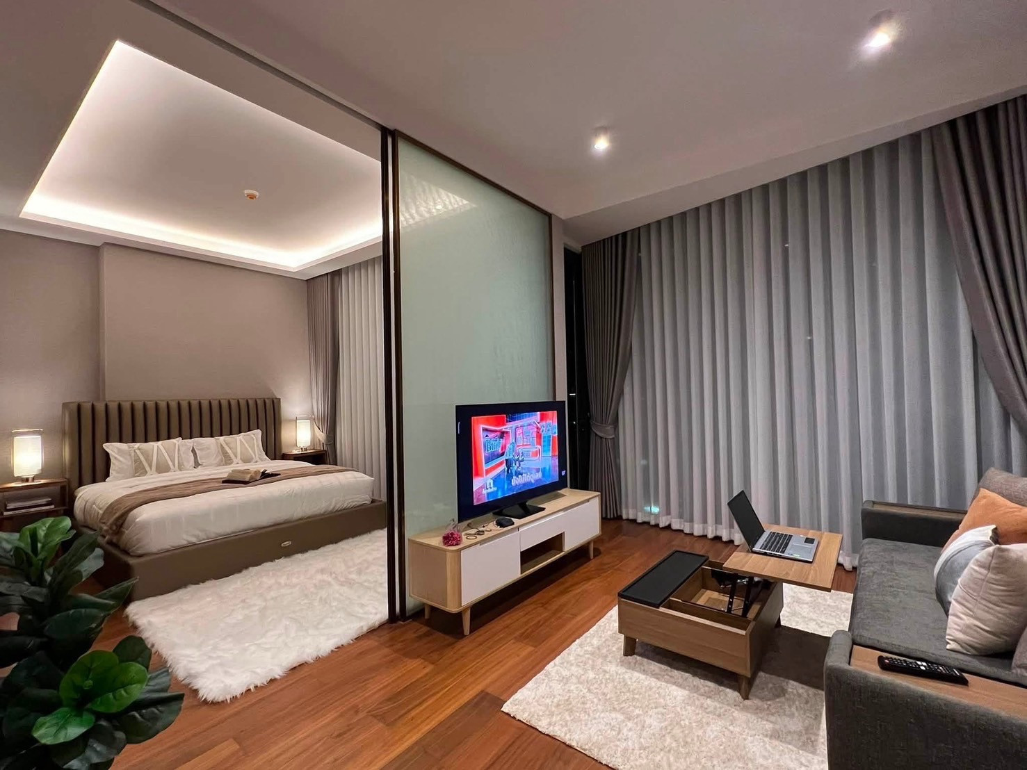🔥Rent at The Estelle Prompong 🔥1BR 1BR.🔥 75,000🔥55.64sqm. Floor9 🔥Rent at The Estelle Prompong 🔥1BR 1BR.🔥 75,000🔥55.64sqm. Floor9