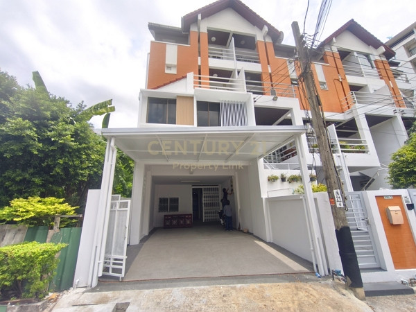 ขายทาวน์โฮม 4 ชั้น อินทามระ 47 พื้นที่ 300+ตรม. แค่ 7.9 ล้าน No.50-TH-69009 – รูปที่ 2