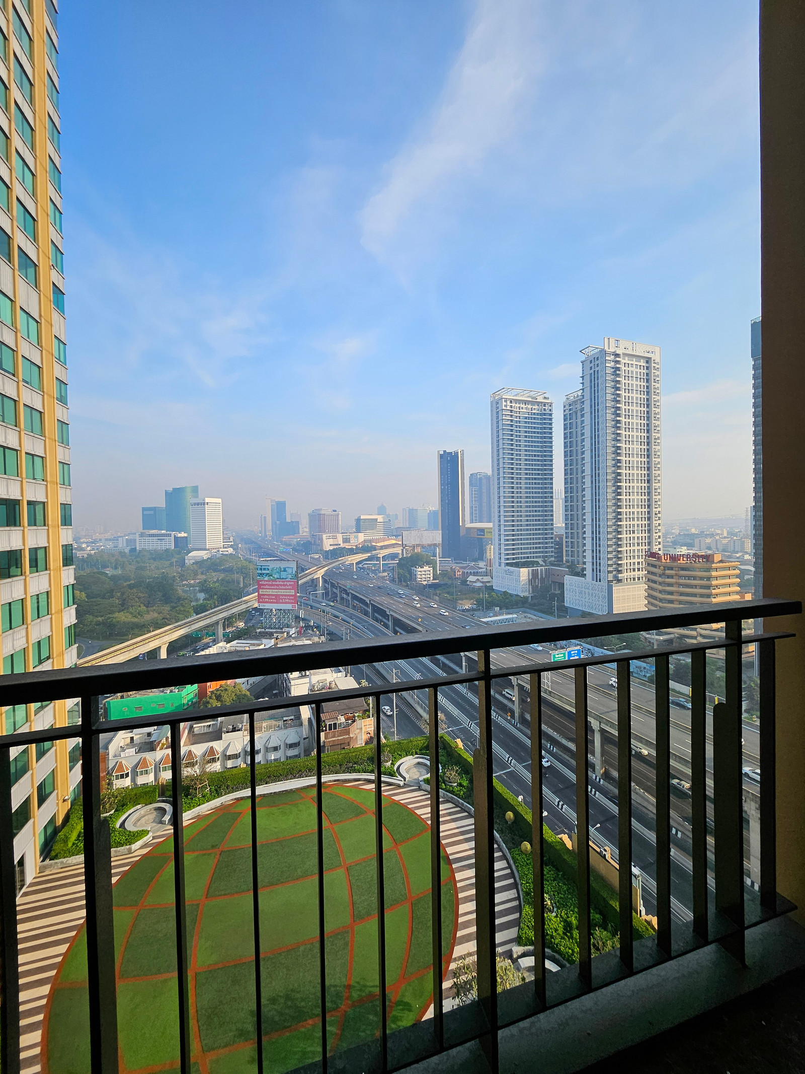 Equinox Condo ชั้น 19 Equinox Condo ชั้น 19