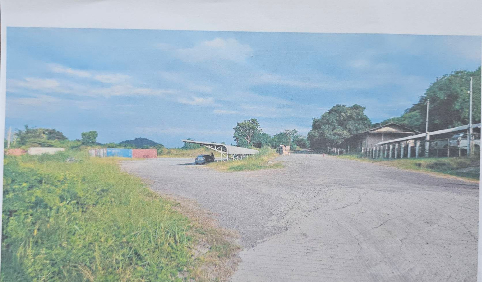 Whole plot for sale, land next to Mittraphap Road, 41 rai 2 ngan 16 sq m, Mueang Saraburi District (inbound side), width 380 meters, high potential location for investment.