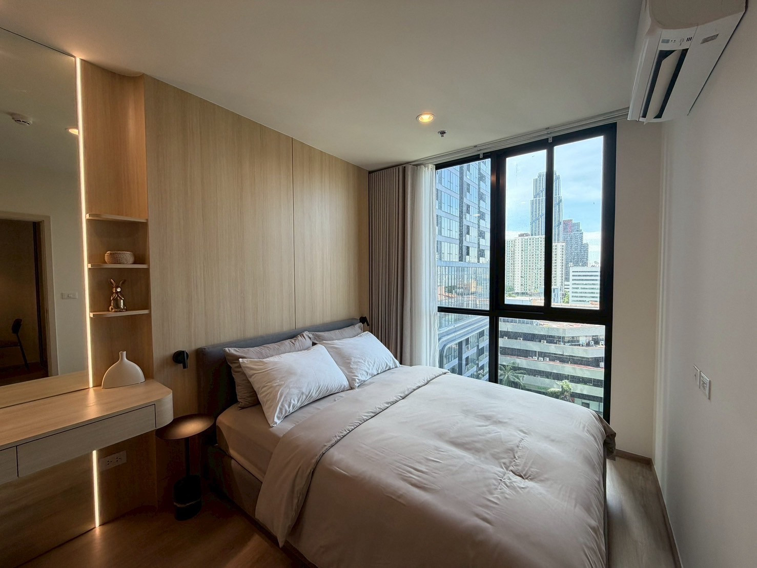 ให้เช่า โนเบิล นิว ดิสทริค อาร์ไนน์ (Nue District R9) ห้องสวย พร้อมอยู่