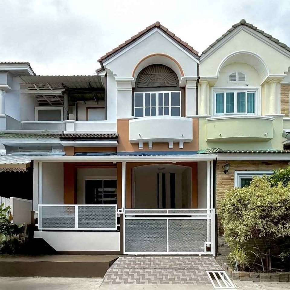 🔥For sale, 2-story townhouse, newly decorated, ready to move in, Lally Ville Soi Mangkon-Phraeksa-Thepharak. Good location, Soi Mangkorn Complete extension of the whole house ✅Free transfer, 100% loan possible. 🔥For sale, 2-story townhouse, newly decorated, ready to move in, Lally Ville Soi Mangkon-Phraeksa-Thepharak. Good location, Soi Mangkorn Complete extension of the whole house ✅Free transfer, 100% loan possible.