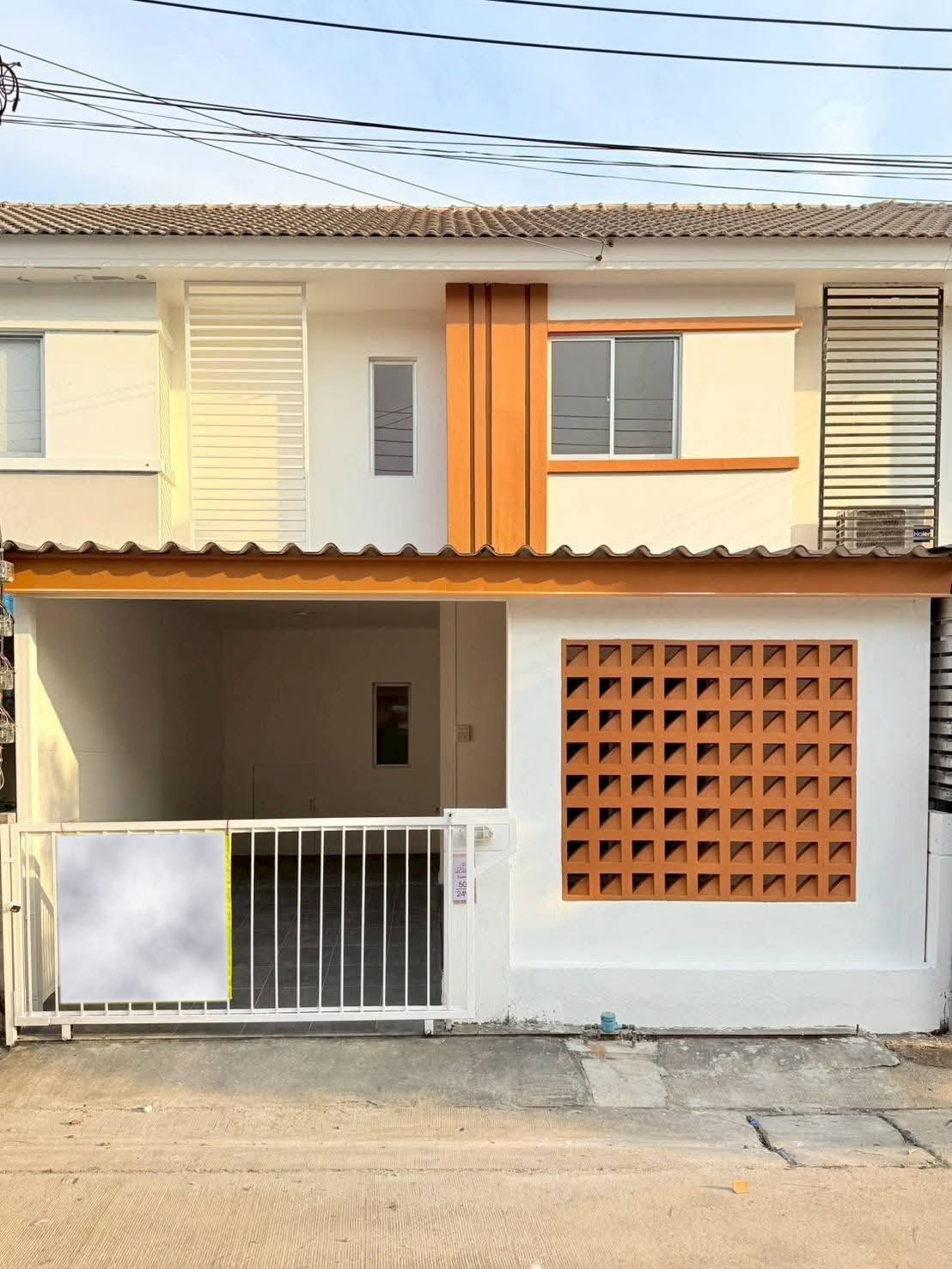 🔥ขาย ทาวน์เฮ้าส์ 2 ชั้น หมู่บ้านพฤกษา 85 Pruksa Village 85 ทำเลถนนหนามแดง-บางพลี บ้านสวย ฟังก์ชันครบ พร้อมที่จอดรถ 2 คัน ✅ ฟรีค่าโอน 🔥ขาย ทาวน์เฮ้าส์ 2 ชั้น หมู่บ้านพฤกษา 85 Pruksa Village 85 ทำเลถนนหนามแดง-บางพลี บ้านสวย ฟังก์ชันครบ พร้อมที่จอดรถ 2 คัน ✅ ฟรีค่าโอน