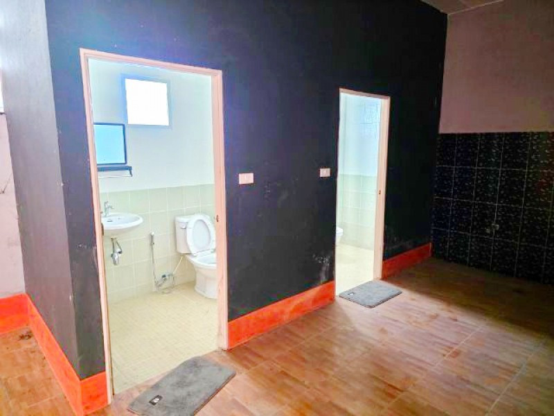 Warehouse 1280sq.m. Lotus ThungSiew office for rent 1 bed 2 bath on approximately 320 sq.wa. – รูปที่ 4