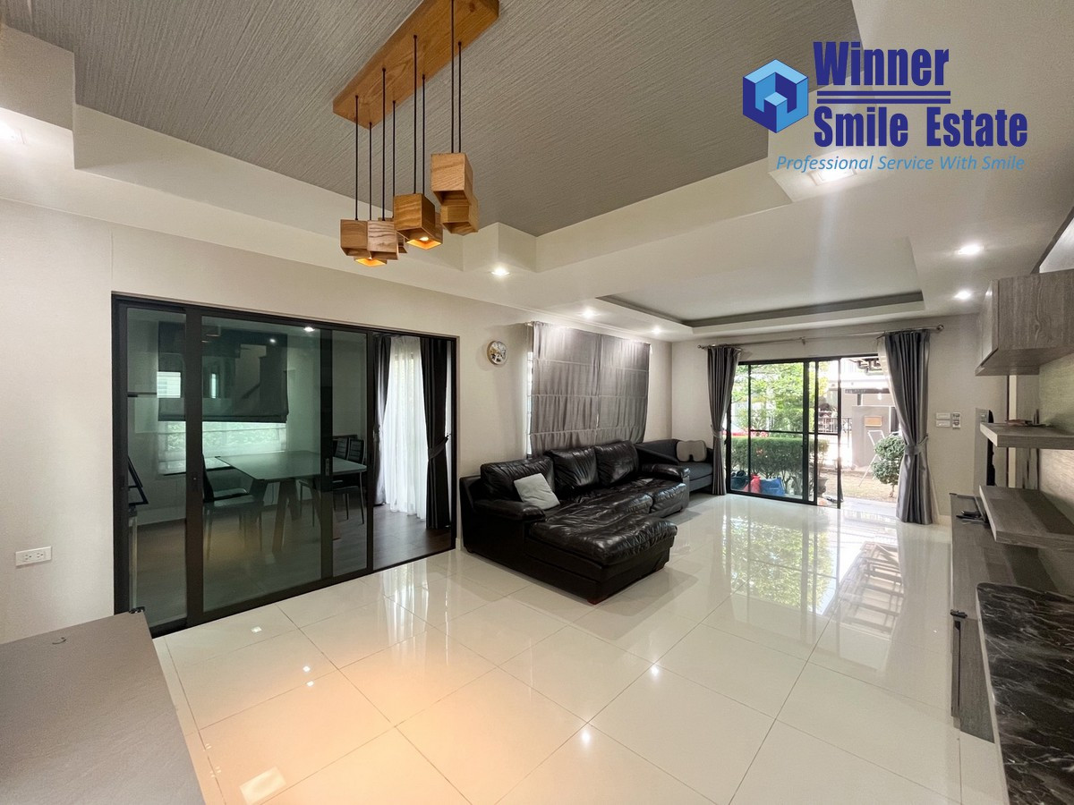 Urgent!! Luxury house for rent, Mandana 1 Bangna Km.7, 175 sq.m., near Mega Bangna, great price. Urgent!! Luxury house for rent, Mandana 1 Bangna Km.7, 175 sq.m., near Mega Bangna, great price.