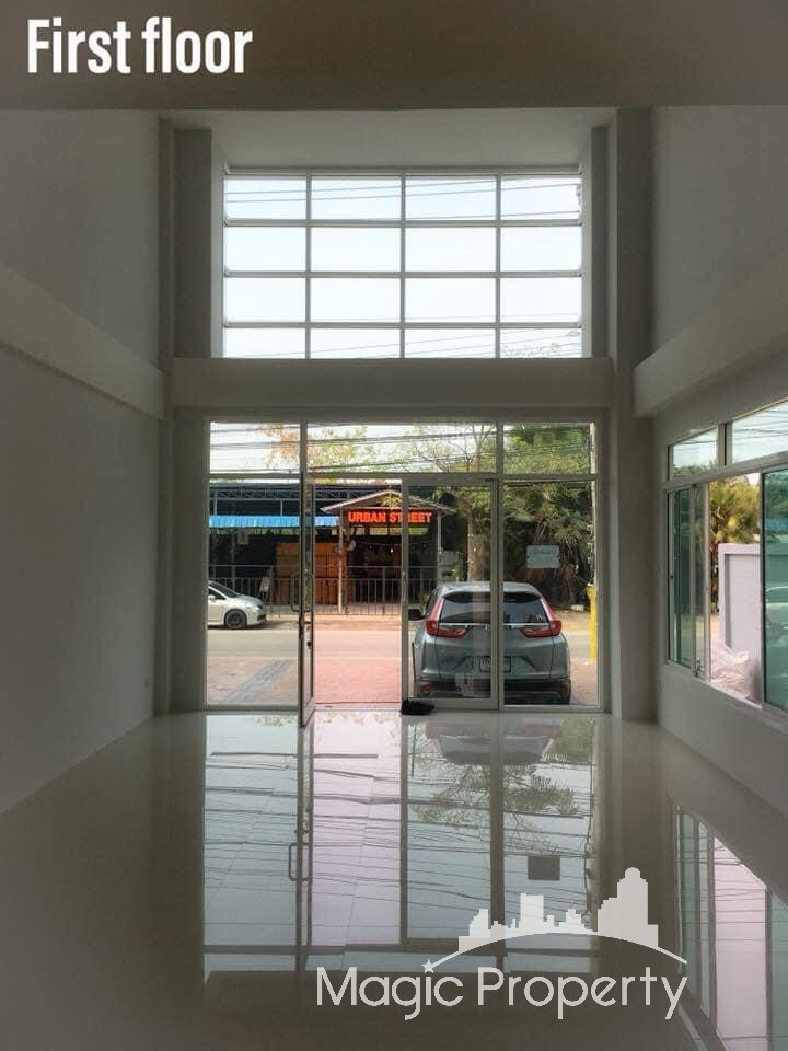 3.5 Floors Commercial Building For Rent on Ramkhamhaeng Road, Min Buri, Bangkok – รูปที่ 2