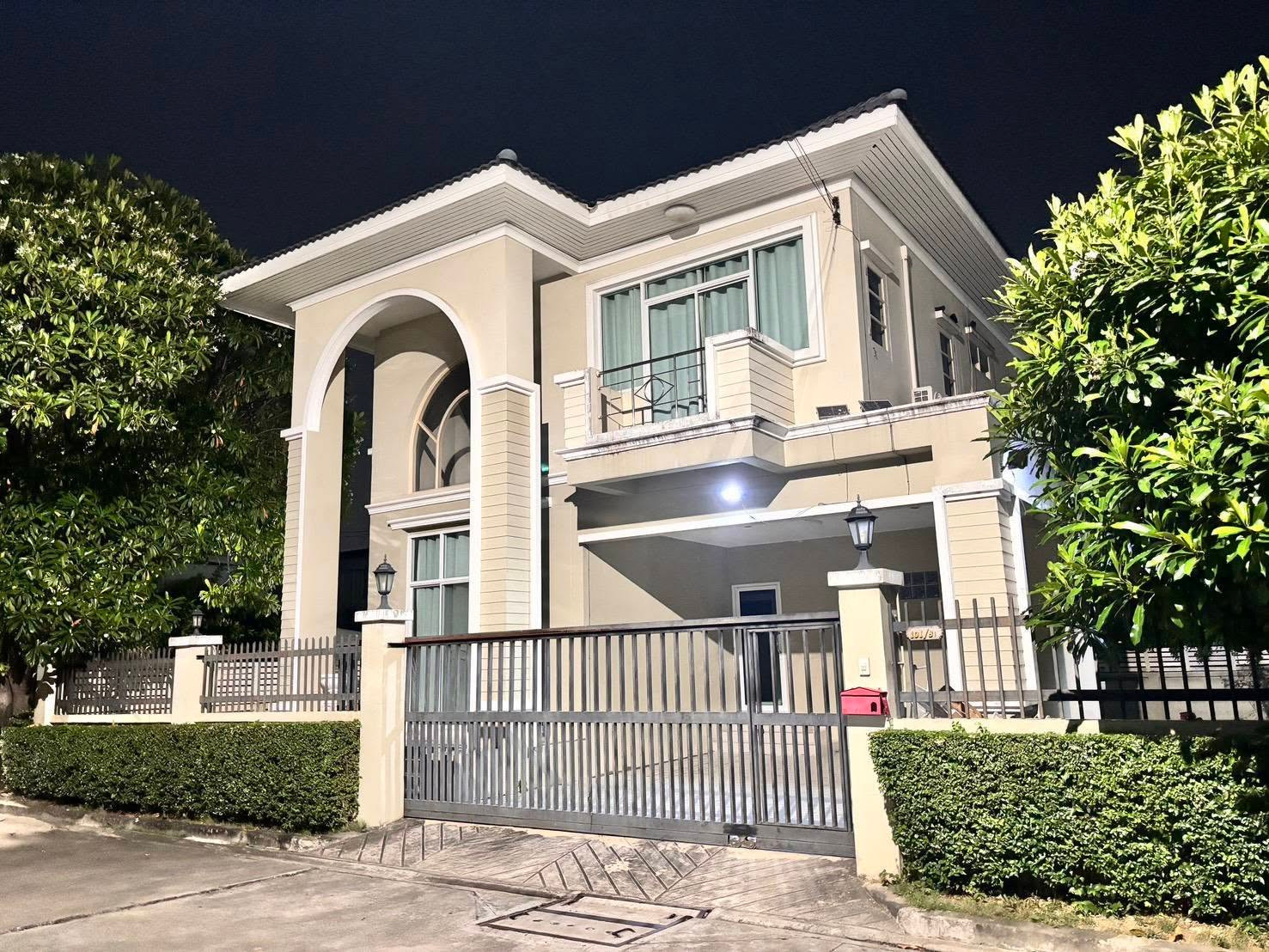 🔥Single house for sale, Areeya Don Mueang-Songprapa Village Project, prime location, close to Don Mueang Airport, only 5 minutes ✅ Quiet, pleasant, easy to find things to eat. 🔥Single house for sale, Areeya Don Mueang-Songprapa Village Project, prime location, close to Don Mueang Airport, only 5 minutes ✅ Quiet, pleasant, easy to find things to eat.