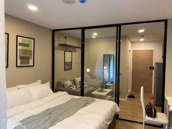 🎓 Walk to study at Bangkok University! KAVE Town Space, pool view room, ready to move in, only 13,000 baht/month. 🎓 Walk to study at Bangkok University! KAVE Town Space, pool view room, ready to move in, only 13,000 baht/month.