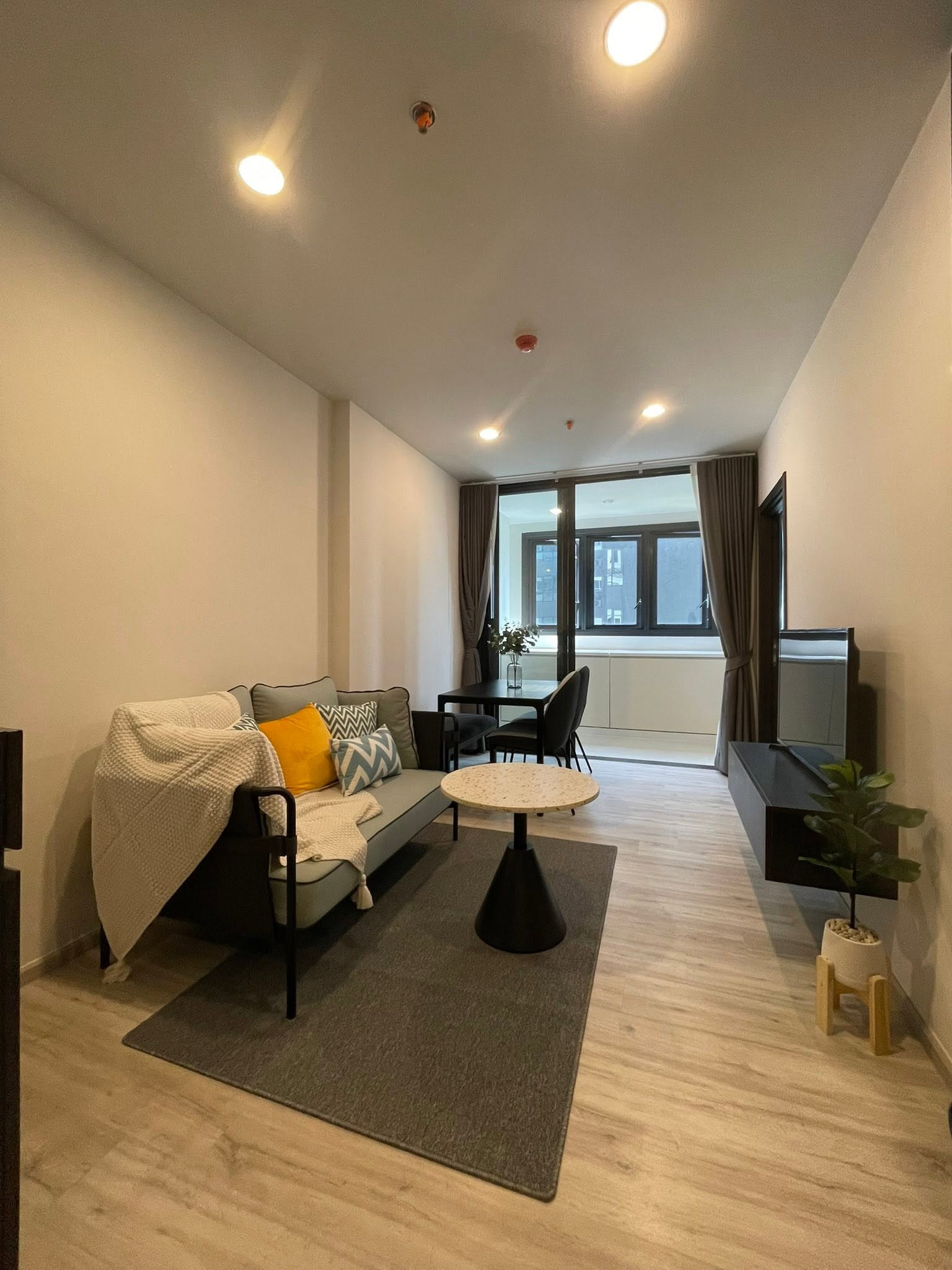 🏠✨ เอ็กซ์ที ห้วยขวาง (XT Huaikhwang) | ขาย/เช่า คอนโด 1 ห้องนอน (HBH-RP-6)