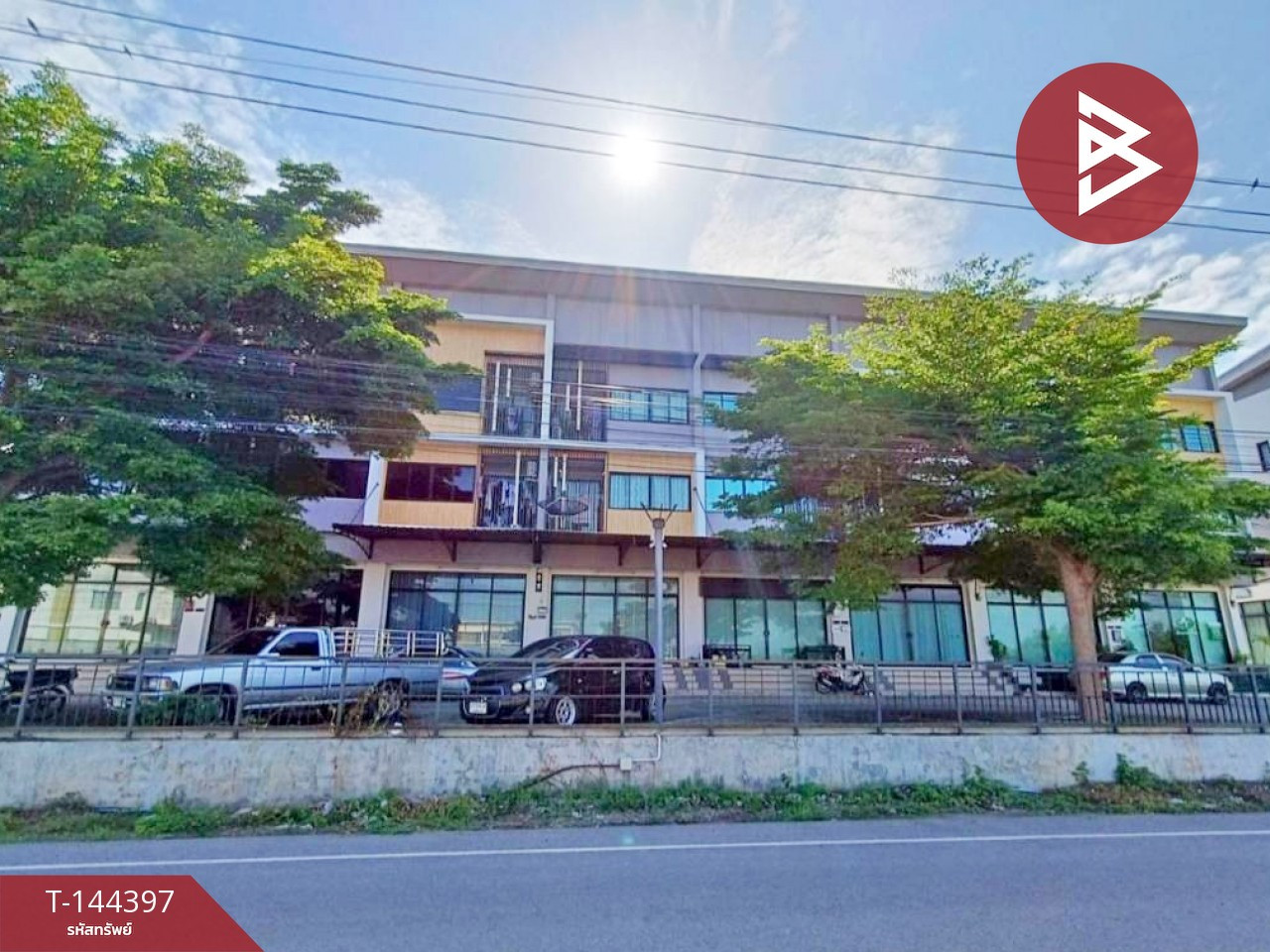 ขายอาคารพาณิชย์ 3 ชั้น หมู่บ้านไลฟ์บิส สมทรสงคราม ทำเลดี ขายอาคารพาณิชย์ 3 ชั้น หมู่บ้านไลฟ์บิส สมทรสงคราม ทำเลดี