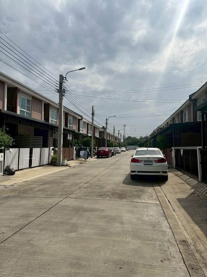 ขายด่วน!! The Connect 54 (เดอะคอนเนค 54) รามอินทรา - มีนบุรี 2 ทาวน์โฮมหลังมุม ขนาด 25 ตร.ว. ใกล้ MRT สถานีมีนบุรี แฟชั่นไอส์แลนด์ ทางด่วนรามอินทรา  – รูปที่ 2