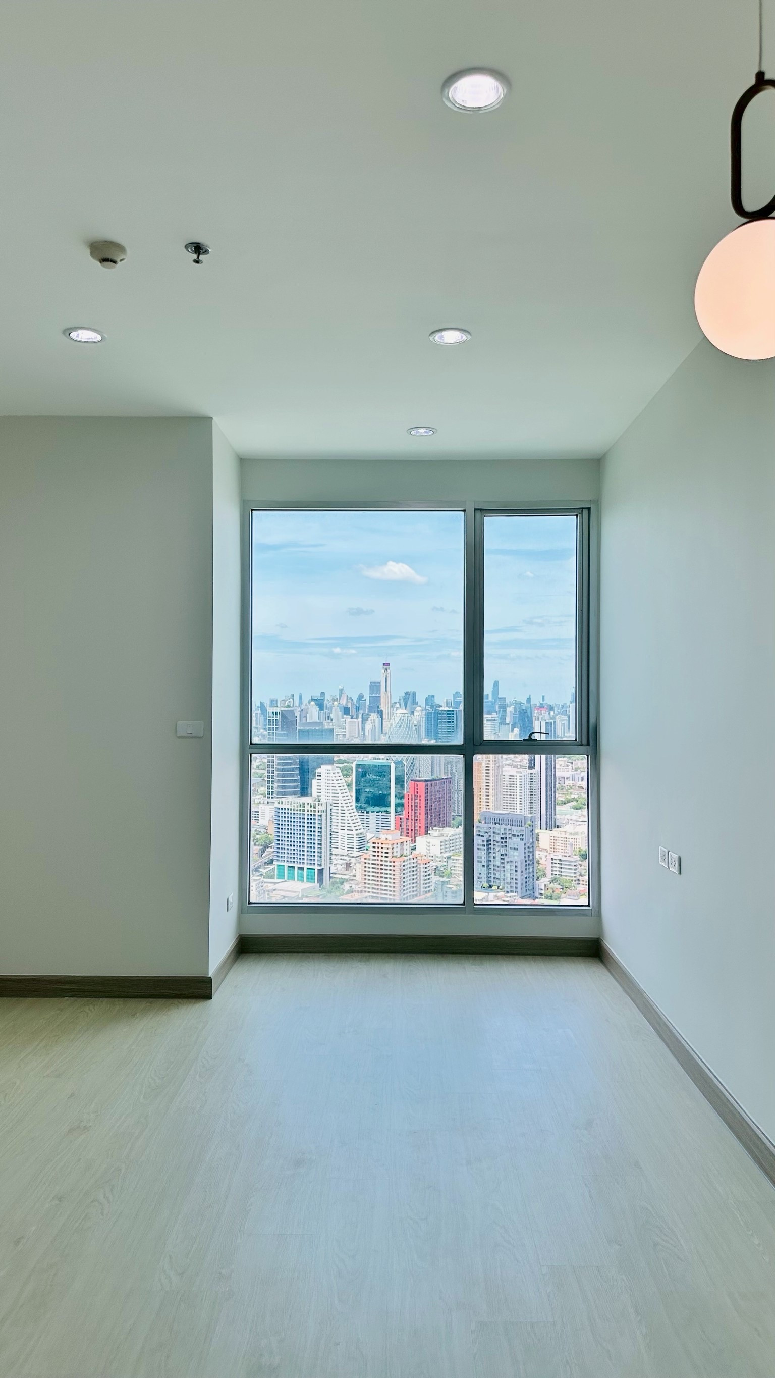 ❤️Condo Rhythm พหล อารีย์ ชั้น 51 ขนาด 46 ตารางเมตร ราคา 5.99  ล้าน. สนใจ line @900cqqhk  tel 0859114585.  – รูปที่ 3