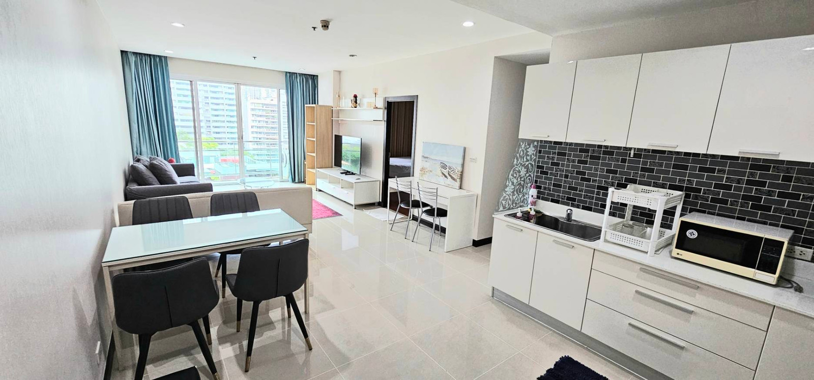 for rent Prime 11 2 bed super deal✅♥️⭐️