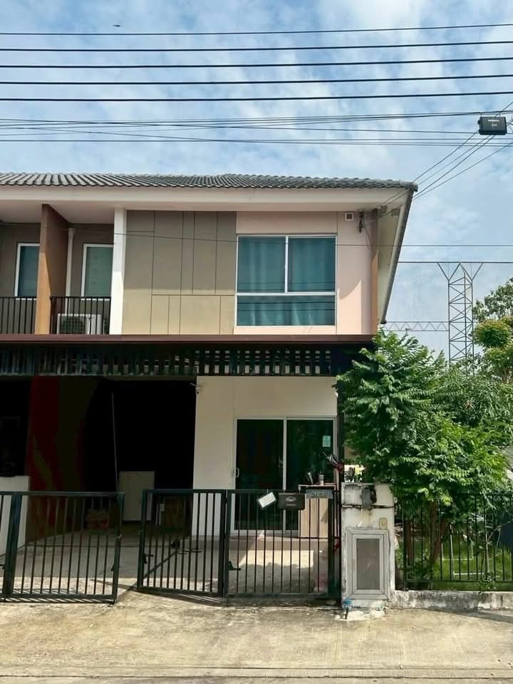 ขายด่วน!! The Connect 54 (เดอะคอนเนค 54) รามอินทรา - มีนบุรี 2 ทาวน์โฮมหลังมุม ขนาด 25 ตร.ว. ใกล้ MRT สถานีมีนบุรี แฟชั่นไอส์แลนด์ ทางด่วนรามอินทรา 