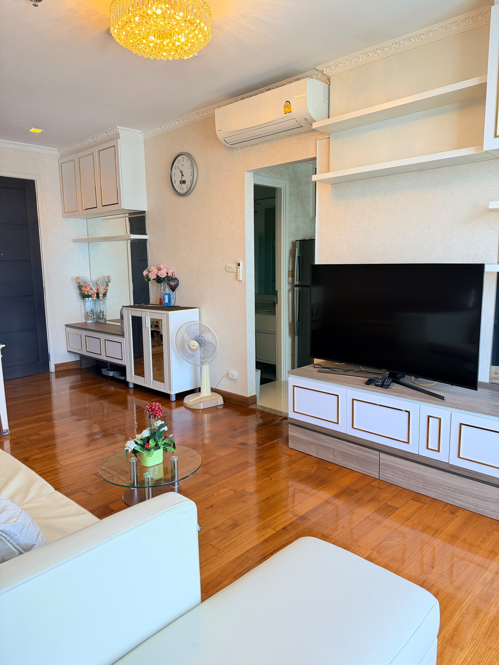 2ห้องนอน 2ห้องน้ำ ให้เช่า เฟอร์นิเจอร์ตกแต่งพร้อมอยู่ เครื่องใช้ไฟฟ้าครบ – รูปที่ 2