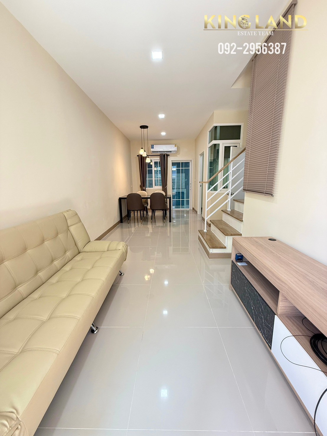 #2-story townhome for rent, Golden Town Village, Golden Town Future-Rangsit, 3 bedrooms, 2 bathrooms, 4 air conditioners, with furniture, fully furnished, near Future Park Rangsit, 10 minutes, near Bangkok University. Convenient travel 💰Rental price 18,00 – รูปที่ 2