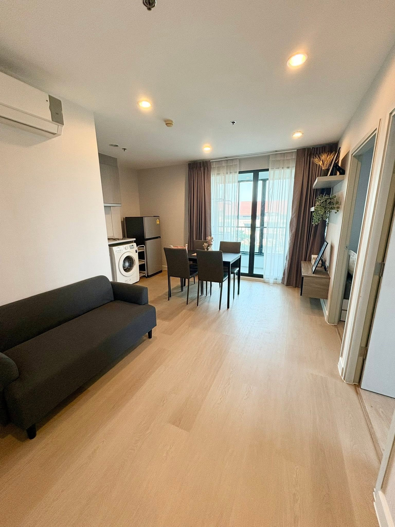 ขายคอนโด Ideo Sathorn-Thaphra ราคา 3,390,000 บาท [MKsr260701]