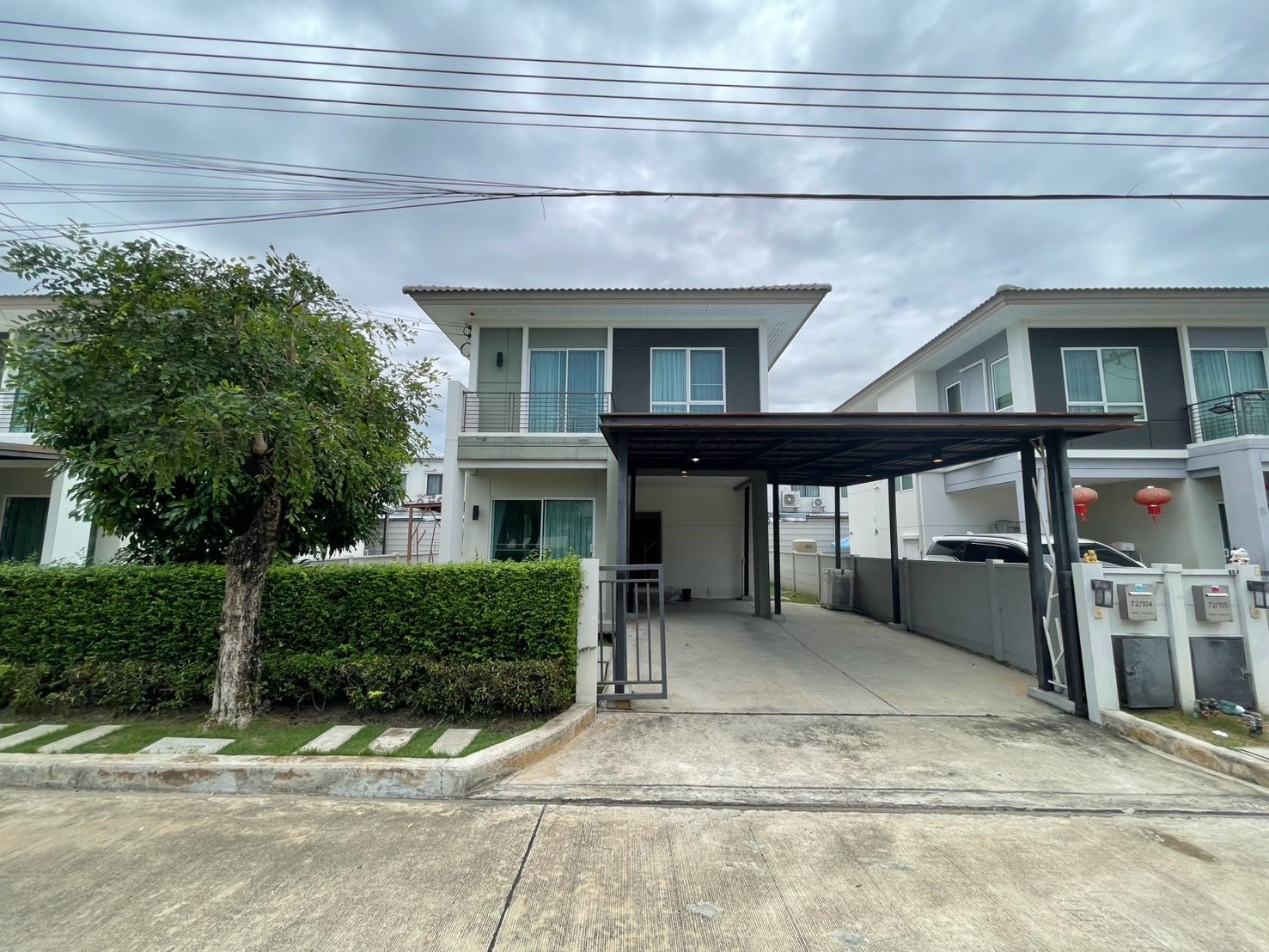 2-storey detached house for sale, Centro Phahon Vibhavadi
, decorated, adding a roof to the front, back, side, connecting to a balcony, beginning of the project, near Future Rangsit, Bangkok. 2-storey detached house for sale, Centro Phahon Vibhavadi
, decorated, adding a roof to the front, back, side, connecting to a balcony, beginning of the project, near Future Rangsit, Bangkok.